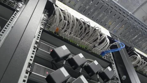 Storage servers are located in the server room of the data center. Back of the 库存照片