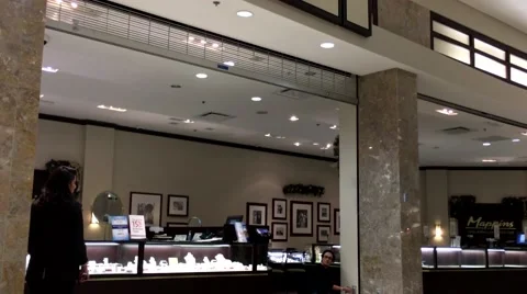 Store closing down at night inside Coquitlam center mall Video stock 59261514