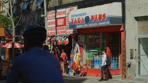 Store with souvenirs Stock Footage 99913645