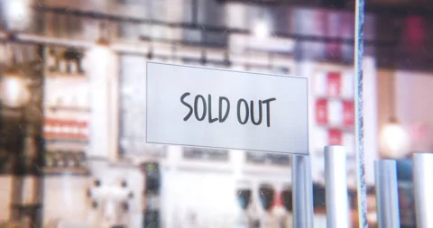Storefront Sold Out sign in a 3D animation Stock Footage 251361178