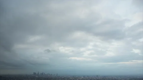 Storm and Rain Over Los Angeles From a Distance Timelapse Vidéo 172088091