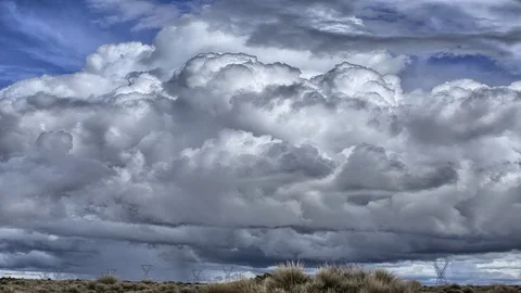 Storm Cloud Build up in Desert 4k Time Lapse Footage 動画素材 108345035
