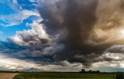 Storm cloud scene warning. Face shape, eyes, nose Foto stock