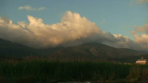 Storm clouds Video stock 77928