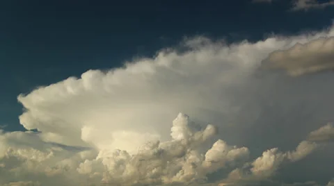 Storm clouds III 動画素材 35661940