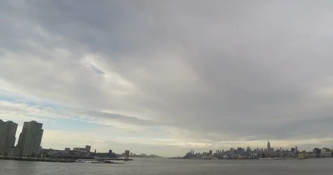 Storm Clouds Moving over NYC Skyline Stockbeeldmateriaal 91876849