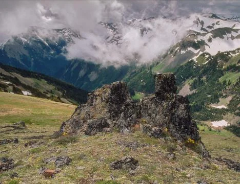 Storm clouds on the Obstruction Point Trail, Olympic National Park, Washington 写真素材