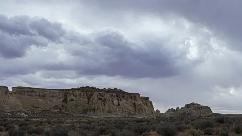 Storm clouds over desert landscape in southern Utah - 4k Stock Footage 202198877
