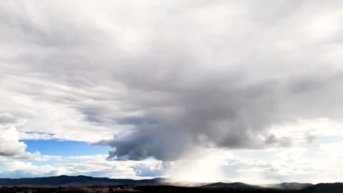 Storm Clouds Rolling Over Ballandean Pyramid Landscape Vídeo Stock 313911797