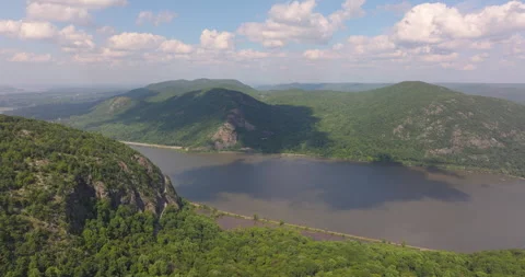 Storm King Mountain pan across valley and Hudson River in New York Stock Footage 346464590