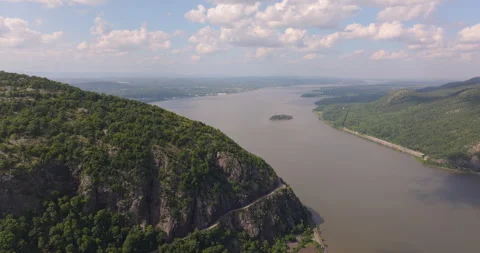 Storm King Mountain pan across valley and Hudson River in New York Stock Footage 346505809