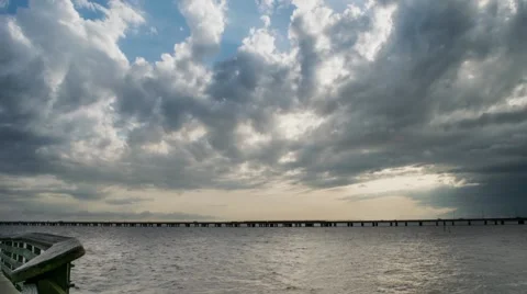 Storm over Lake Pontchartrain 库存影片 60690520