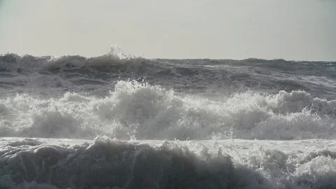 Storm at sea, big waves Video stock 122037966