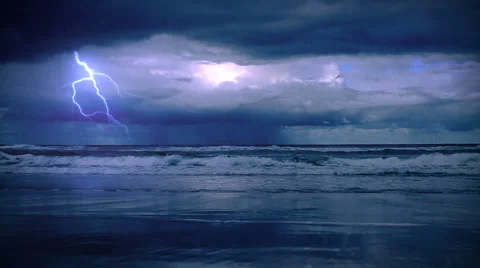 Storm on the sea with lightnings Video stock 5505873