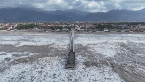 Storm in Tuscany 動画素材 255304583