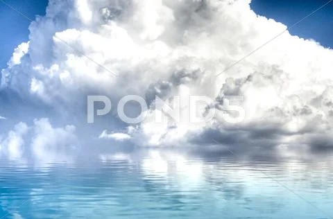 Storm with water reflection. a sky of clouds reflected in a calm sea. Stock Illustration