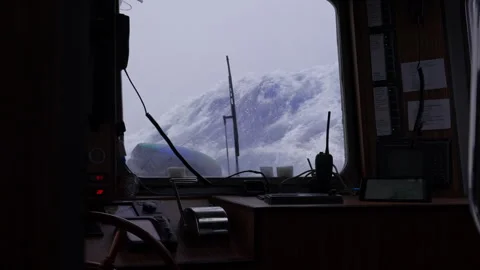 Storm Wave Towering Over Ship Cabin in Drake Passage Vídeos de archivo 337790349