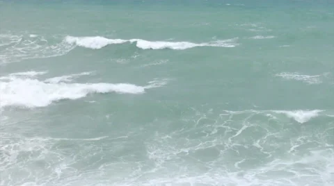 Storm waves and wind 動画素材 32255833