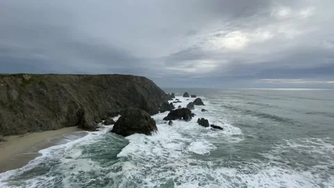 Storm waves churning at the shore, 4K Stock Footage 167300547