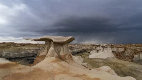 Storms in the Bisti Badlands Vídeo Stock 221788392
