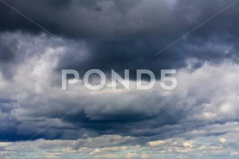 Stormy clouds background Stock-Fotos