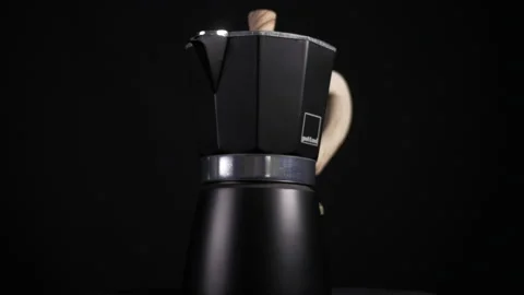 Stovetop Espresso Coffee Maker 動画素材 190670834