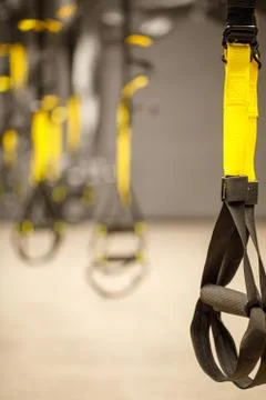 Straps training loop equipment. Black functional training equipment on grey b Foto stock