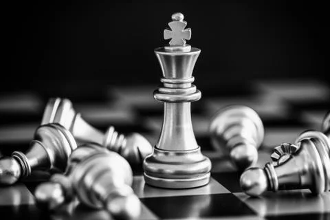 Strategy chess battle Intelligence challenge game on chessboard. Success the  Foto stock