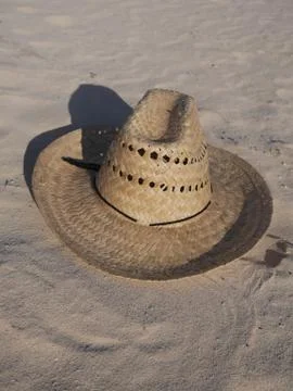 Straw hat at the beach Foto stock