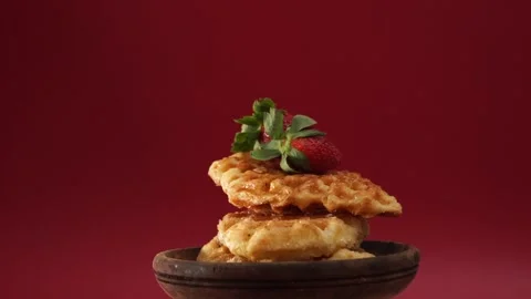 Strawberries and crofle Stock Footage 197140755