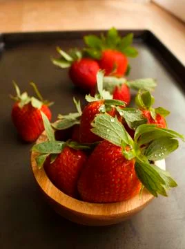 Strawberries bowl 0601 Stock Photos