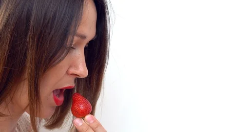 Strawberries Stock Footage 108998428