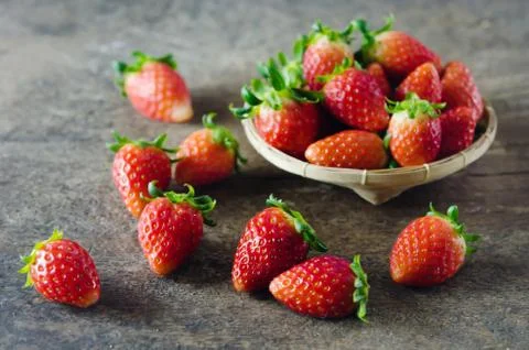 Strawberry with basket Stock-Fotos