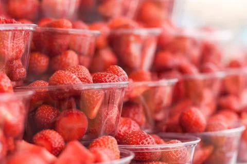 Strawberry buffet selection - Fresh, clean and prepared strawberries Stock-Fotos