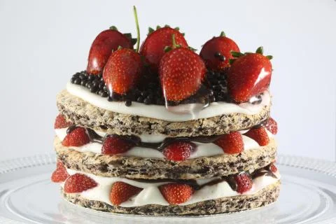 Strawberry chocolate cake 库存照片