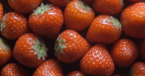 Strawberry close up studio shot over rotating Stock-Footage 324846009