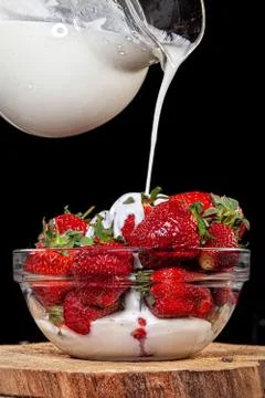 Strawberry With Cream Stock Photos