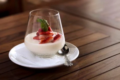 Strawberry dessert 库存照片