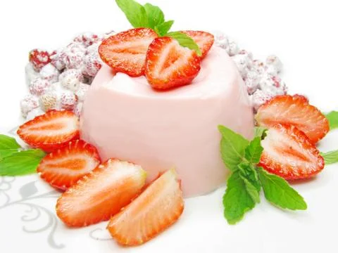Strawberry dessert with pudding Foto stock