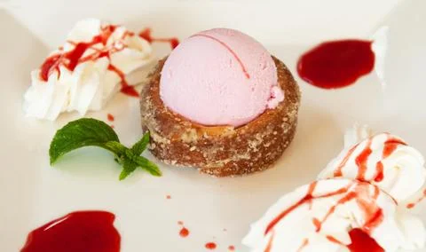 Strawberry ice cream Stock Photos