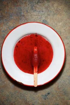 Strawberry ice popsicle Stock Photos
