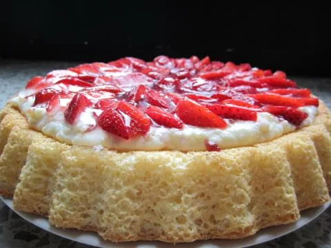 Strawberry pudding sponge cake Stock Photos