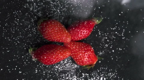Strawberry slow motion Stockbeeldmateriaal 49558411