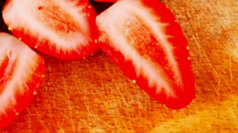Strawberry on wood Vídeos de archivo 45132805