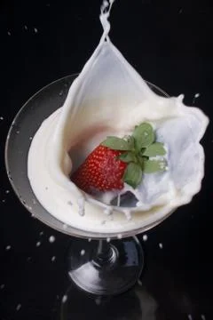 Strawbery Milk Splash 스톡 사진