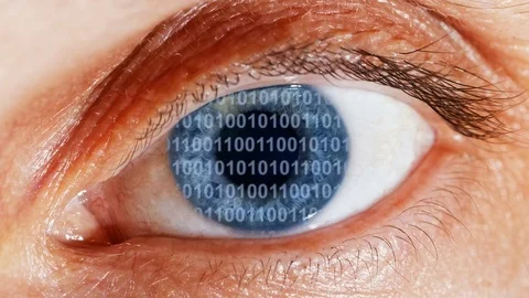 The stream of binary code in the eye's reflection Video stock 78111266