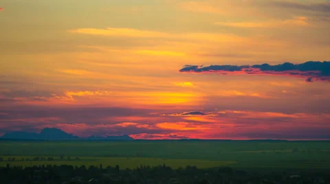 The stream of cloud against the sunset. Time lapse Stock-Footage 62920209