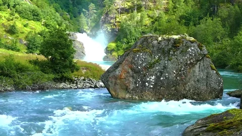 Stream into the middle of mountains Stock-Footage 170297746