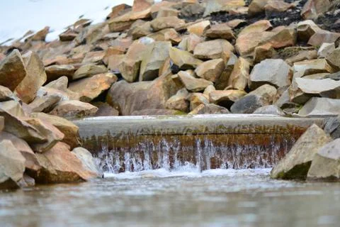 Stream in the stone mountains Stockfoto's