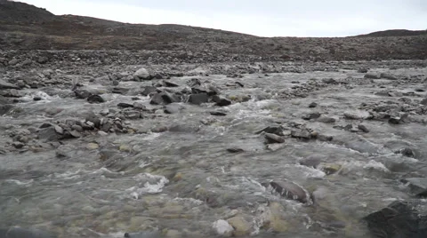 Stream. Svalbard, Spitzbergen 스톡 동영상 68417932